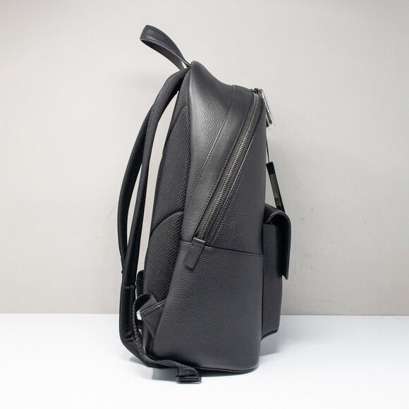 MCM Stark Black Leather Medium Backpack (MMKCAVE01BK001) - Picture 4 of 13